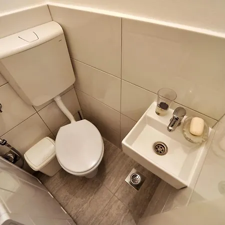 펜션 House With A Swimming Pool Hreljin, Kraljevica - 14813 *